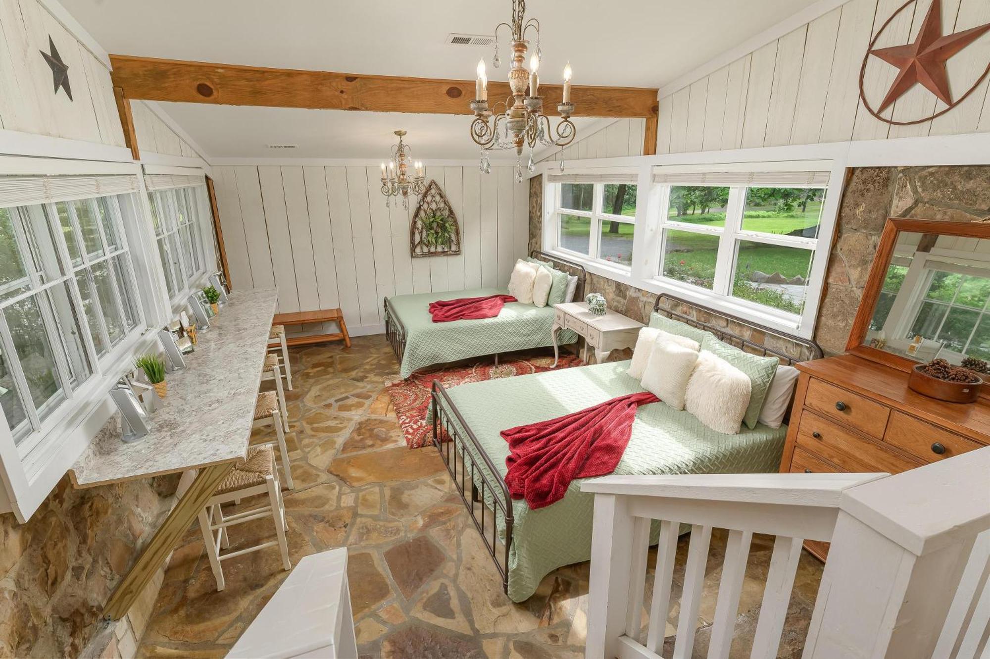 Cragsmere Manor Views 24 Guests Mentone Exteriér fotografie